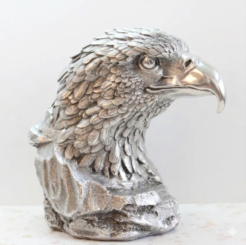 Royal Eagle Head decor